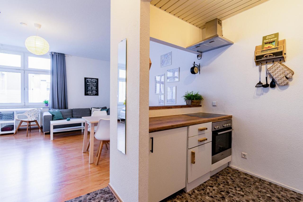 Helle Wohnung In Top-Lage, Hasselbachplatz - Altstadt, W-Lan, 4 Schlafplaetze Magdeburg Eksteriør billede