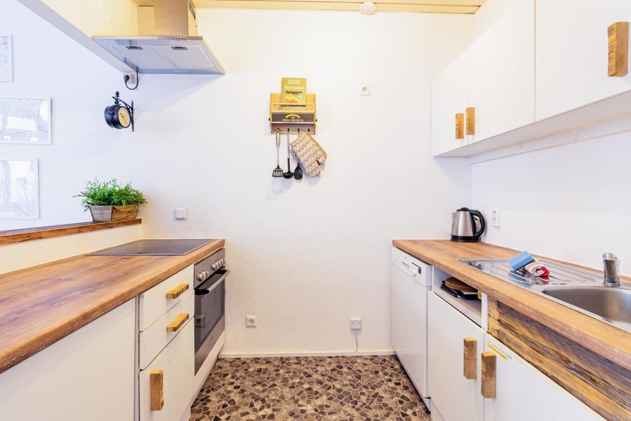 Helle Wohnung In Top-Lage, Hasselbachplatz - Altstadt, W-Lan, 4 Schlafplaetze Magdeburg Eksteriør billede