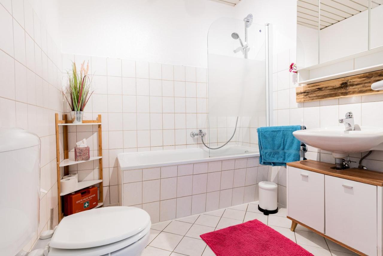 Helle Wohnung In Top-Lage, Hasselbachplatz - Altstadt, W-Lan, 4 Schlafplaetze Magdeburg Eksteriør billede