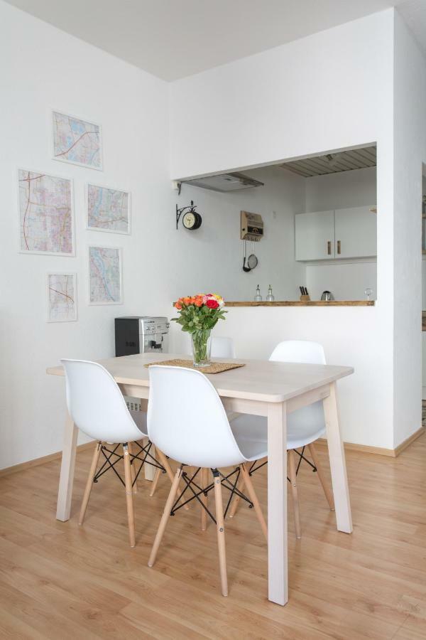 Helle Wohnung In Top-Lage, Hasselbachplatz - Altstadt, W-Lan, 4 Schlafplaetze Magdeburg Eksteriør billede